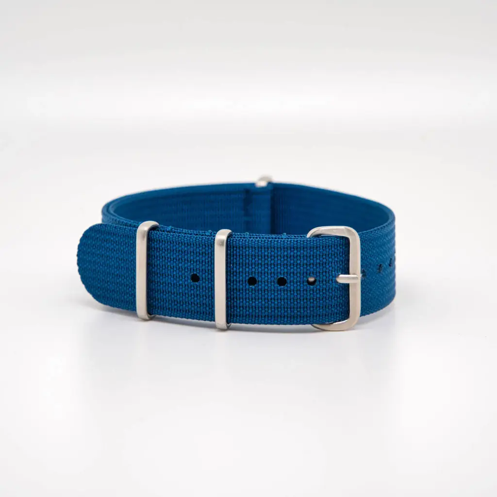 Bracelet de montre Nato en nylon côtelé bleu